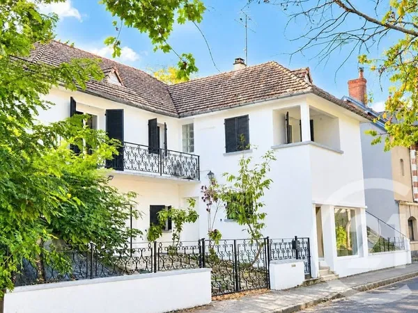 Maison 8 pièces 160 m²