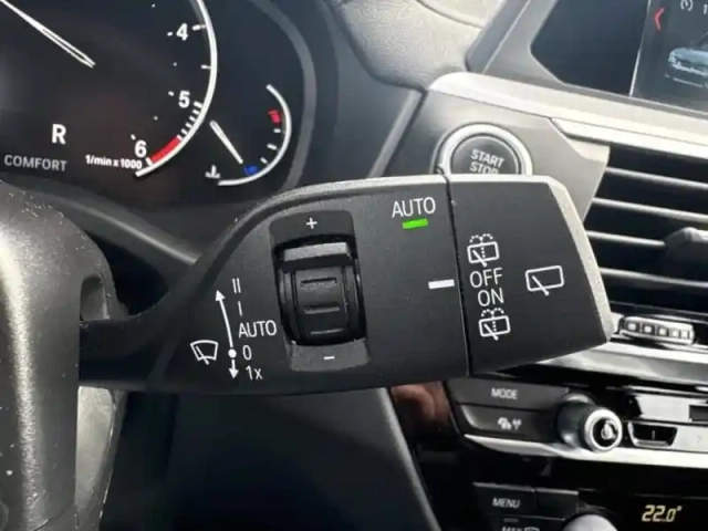 Bmw X3 sdrive18da 150ch lounge euro6c — photo 14