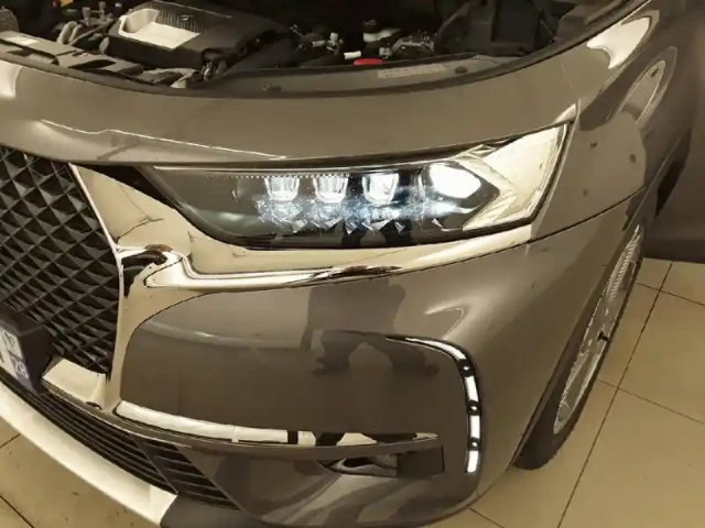 Ds Ds 7 ds7 crossback hybride e-tense 300 eat8 4x4 — photo 149
