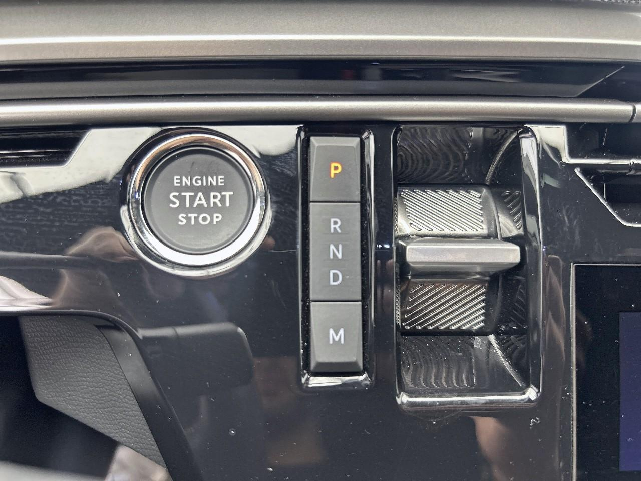 Peugeot 3008 hybrid 145 e-dcs6 gt — photo 18