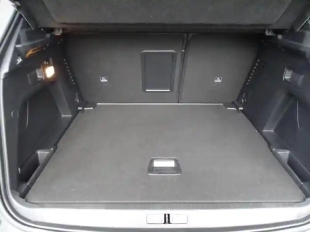 Peugeot 3008 1.2 puretech 130ch s&amp;s allure — photo 6