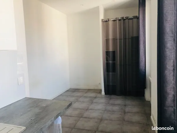 Aubagne studio à louer