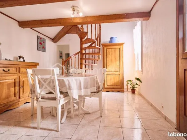 Maison 2 pièces 72 m²