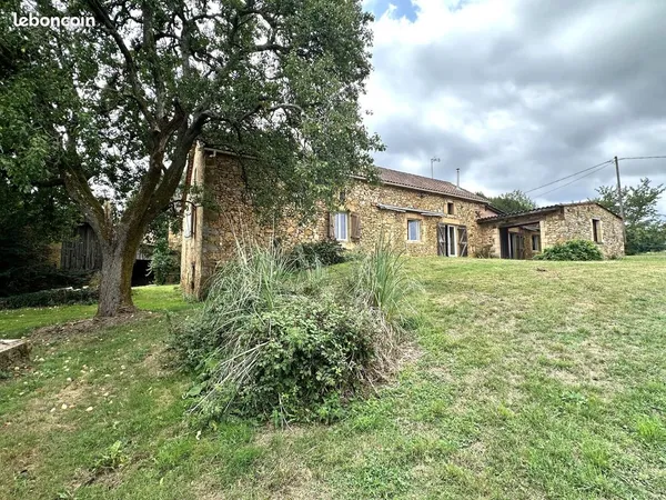 Propriété 7 pièces 131 m²