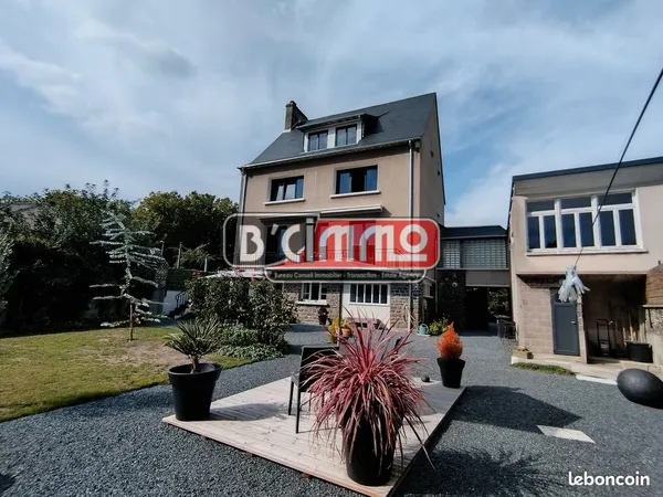 Maison 7 pièces 192 m²