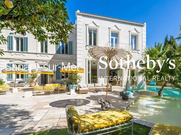 Maison 14 pièces 750 m²