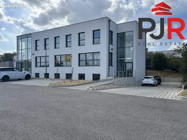 Bureaux 291 m² Marly