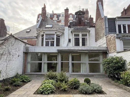 Maison 10 pièces 260 m²
