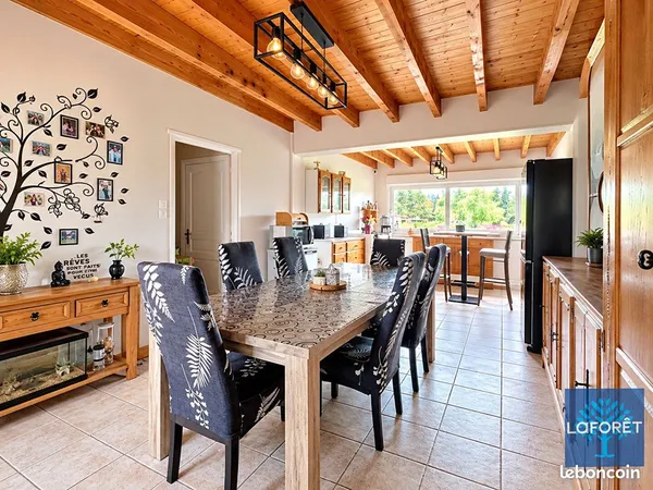 Maison 6 pièces 135 m²