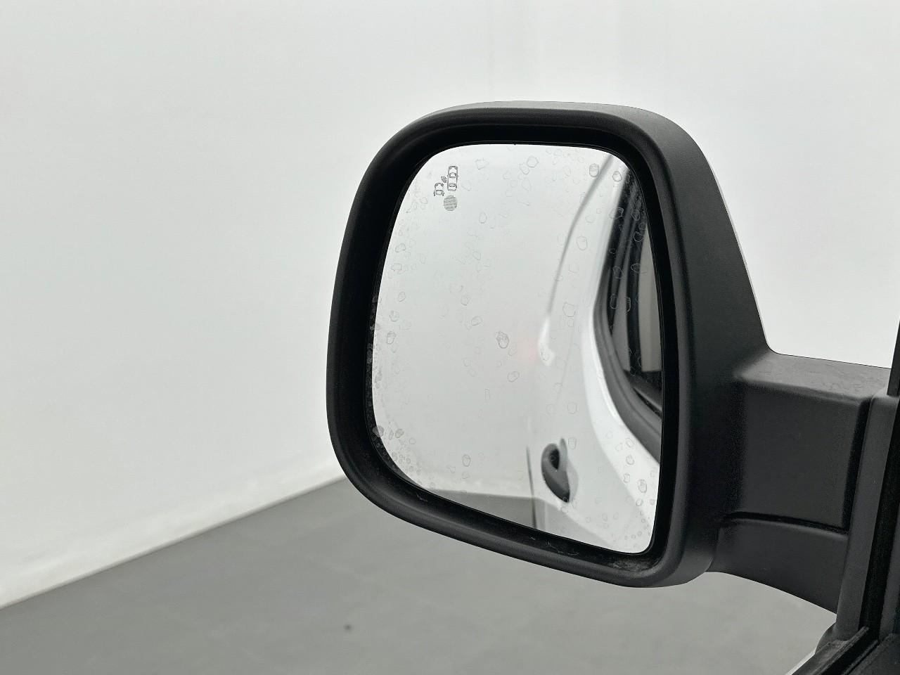 Citroën Berlingo van m diesel 100 ch manuelle — photo 16