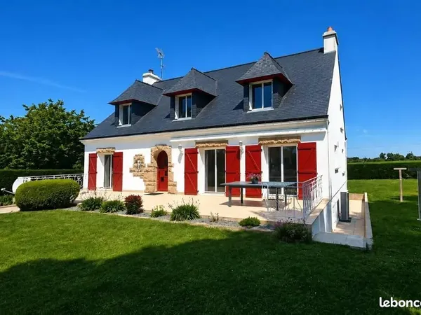 Pavillon 6 pièces 210 m²