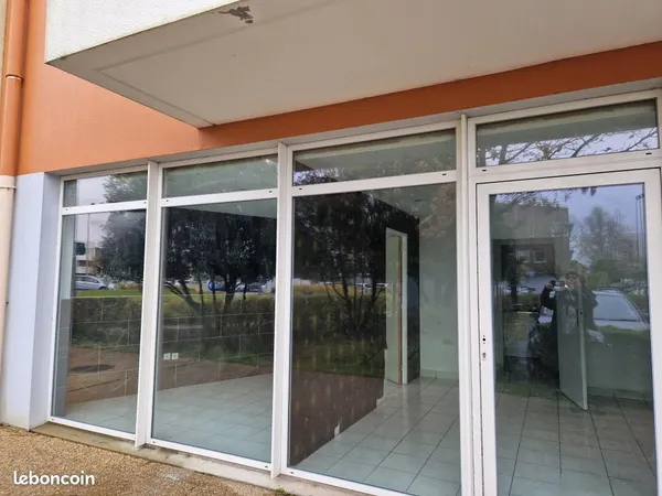 Local commercial 85 m² Trignac
