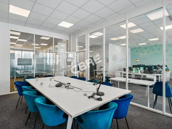 Bureaux 285 m²