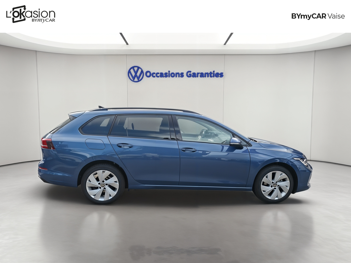 Volkswagen Golf SW 1.5 eTSI EVO2 116 DSG7 — photo 6