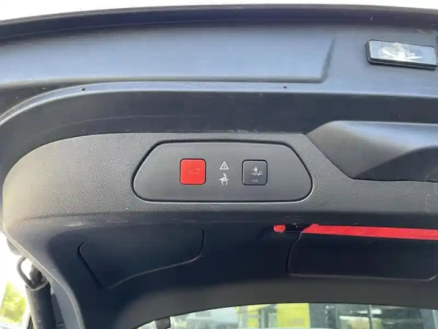 Opel Grandland X 1.2 turbo 130ch ecotec ultimate — photo 10