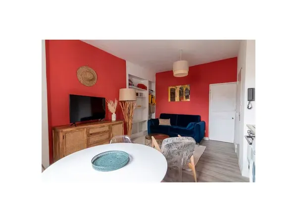 T2 Duplex meublé 38 m² - Vue Château - Hyper centre Saumur - 590 CC