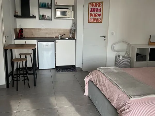 Studio meuble