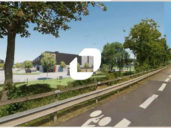 Local d'activité 6 573 m²