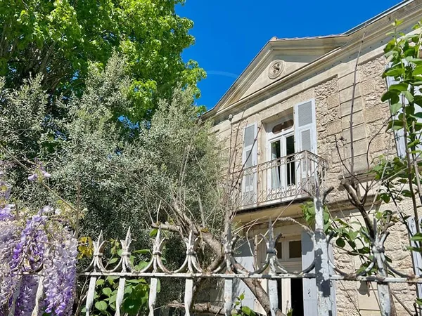 Grande maison Girondine avec maison d'amis sur 2 hectares