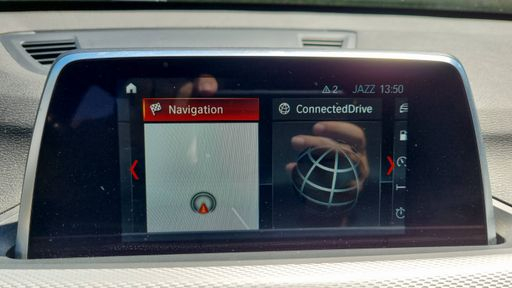 BMW X1 xDrive 20i 192 Steptronic8 - M Sport – 2017 – 102485 km – Essence – Boîte Automatique — photo 13