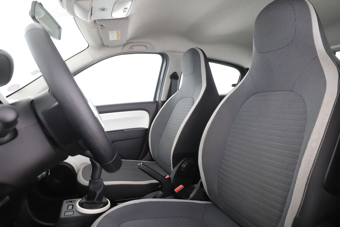 Renault Twingo 1.0 SCe Zen — photo 9
