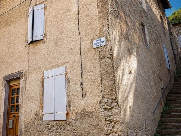 Maison 11 pièces 65 m²