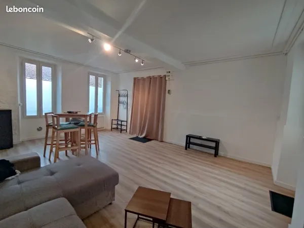 Apparament 2 pièces 52m² meublé avec jardin privé