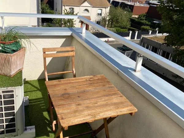 FRANCONVILLE - T1 MEUBLE