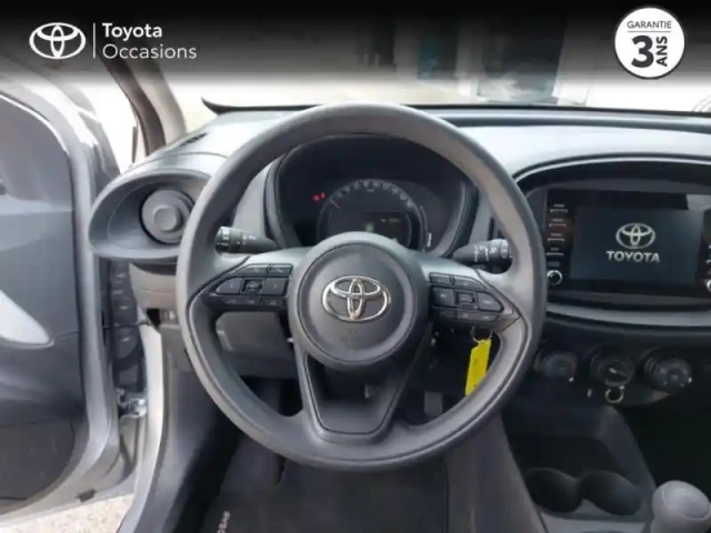 Toyota Aygo X 1.0 vvt-i 72ch active business — photo 9