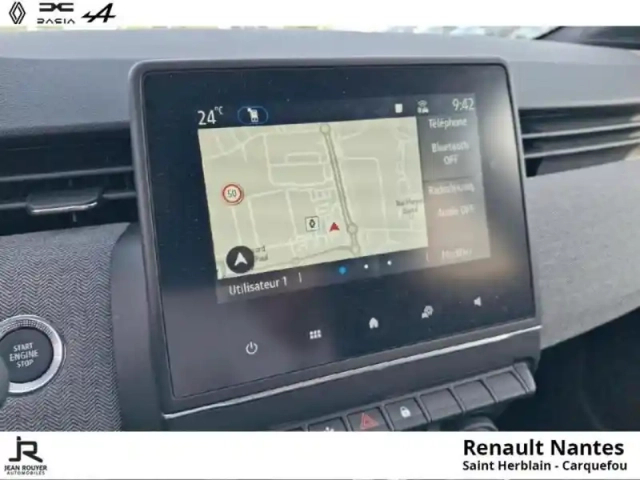 Renault Clio 1.0 tce 90ch techno - 25 — photo 15