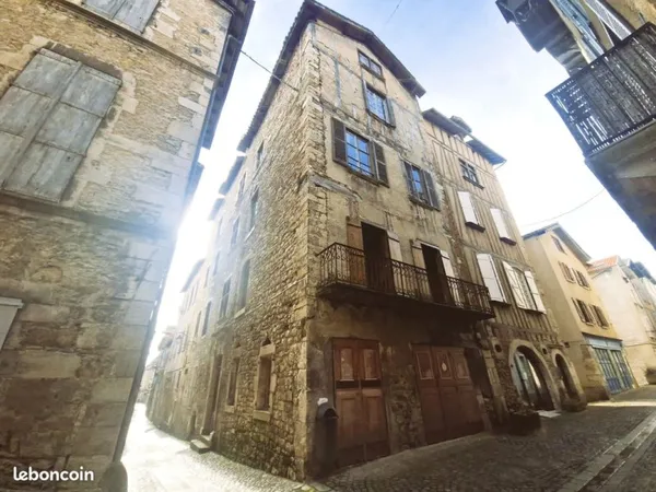 Propriété 16 pièces 125 m²