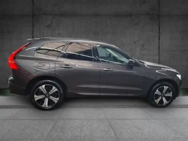 Volvo Xc60 t6 hybride rechargeable 253 + 145ch plus style dark geartronic 8 awd — photo 8
