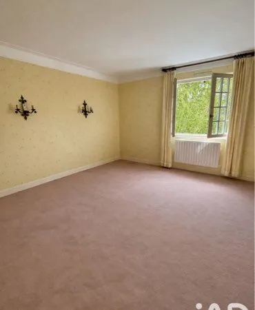 Chambre à louer 100 euro par mois