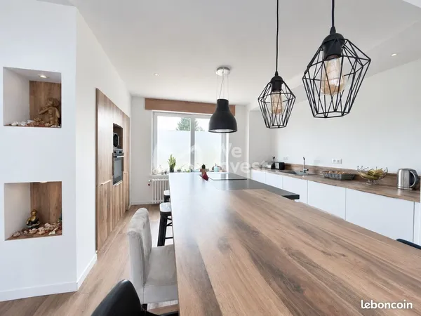 Maison 7 pièces 164 m²