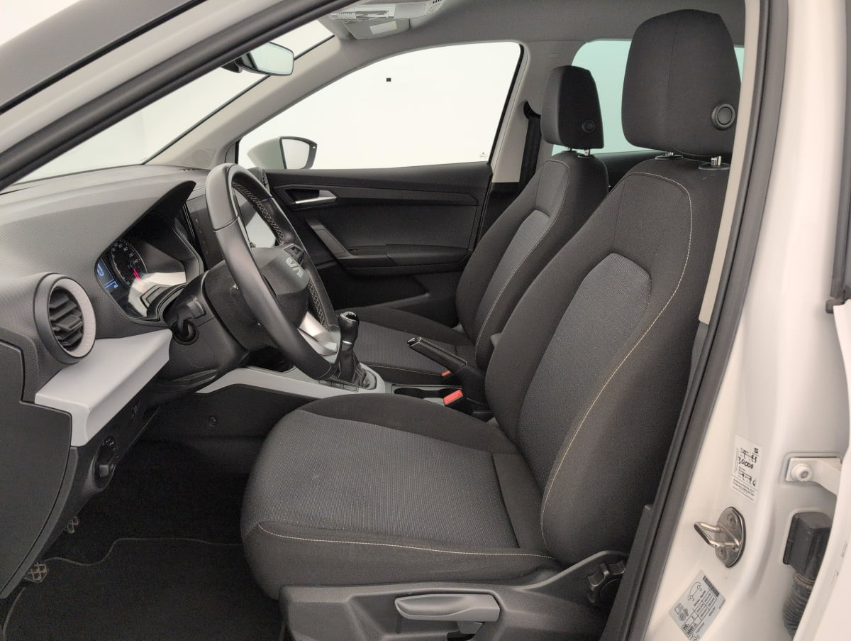 Seat Arona — photo 16