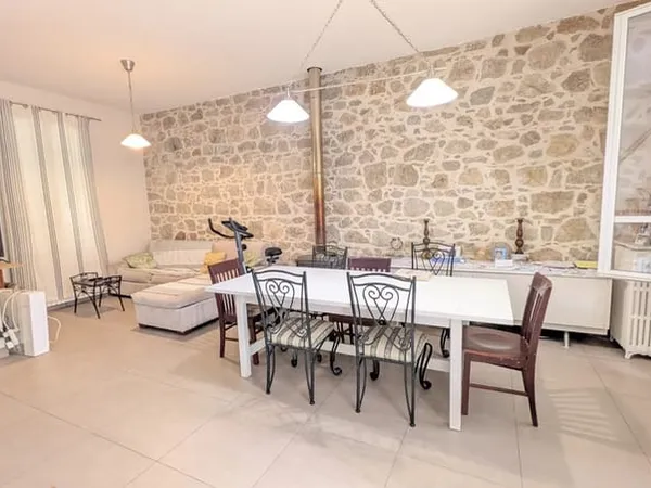 Villa 4 chambres - Jardin - parfait état