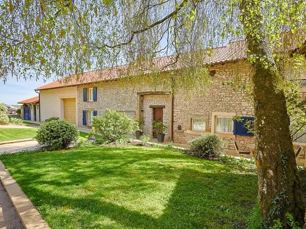 Maison/Domaine Berig Vintrange 12 pièce(s) 338 m2