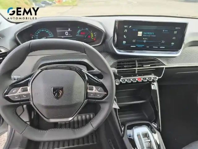 Peugeot 208 hybrid 110 ch e-dcs6 — photo 8