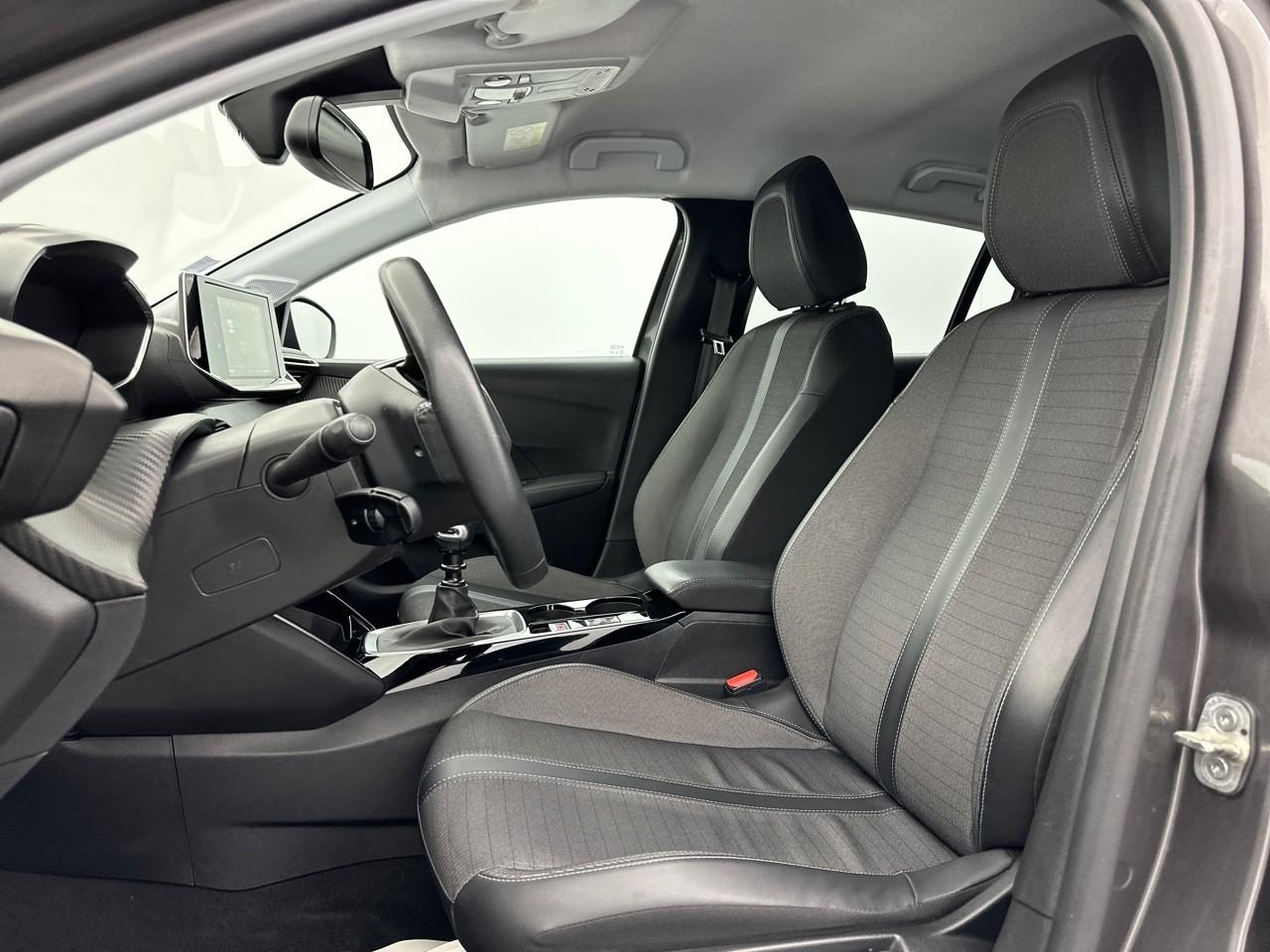 Peugeot 208 bluehdi 100 s&s bvm6 allure business — photo 9