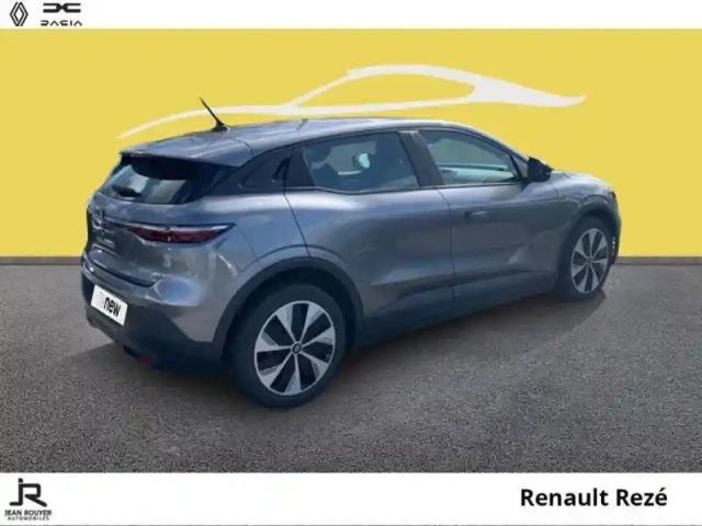 Renault Megane e-tech electric ev60 130ch evolution er super charge — photo 12