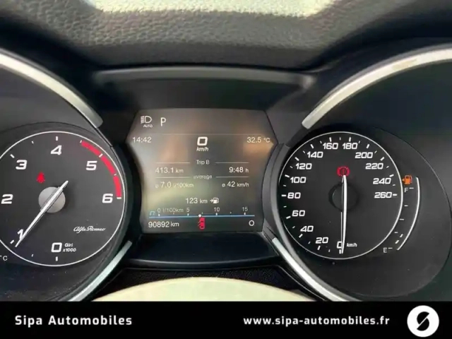 Alfa Romeo Stelvio 2.2 160 ch at8 — photo 26
