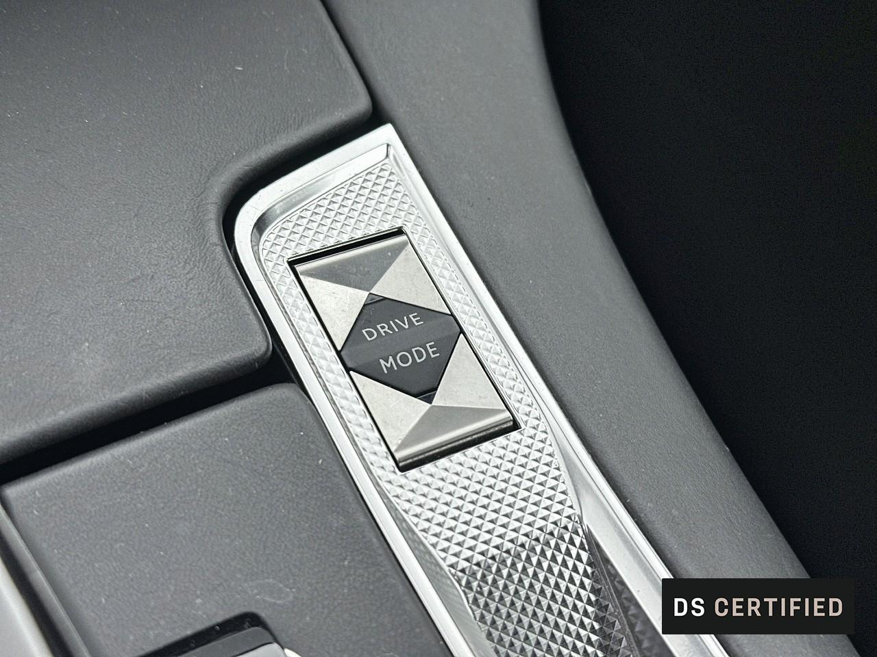 Ds Ds 7 crossback crossback puretech 225 eat8 grand chic — photo 31