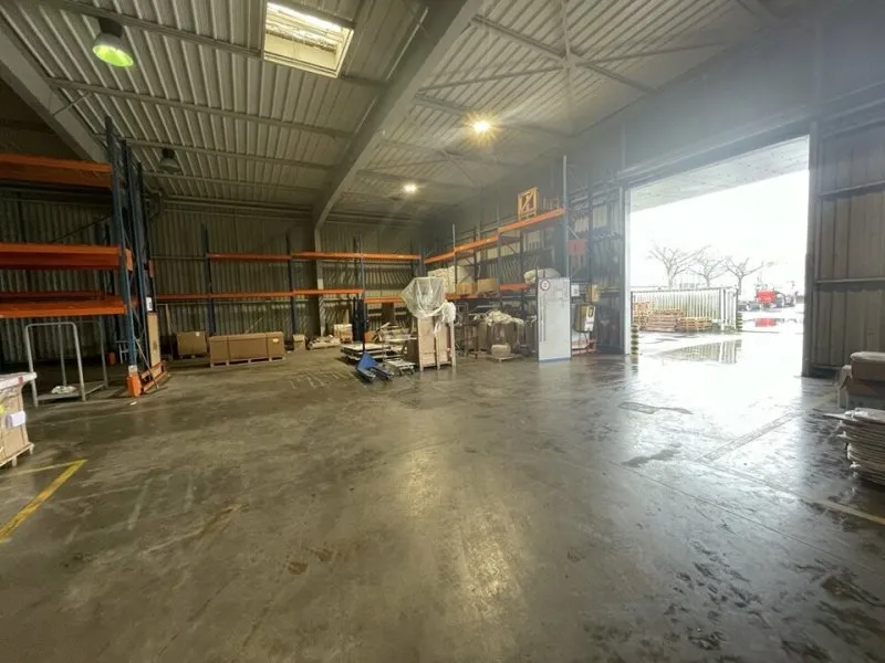 Photo 2