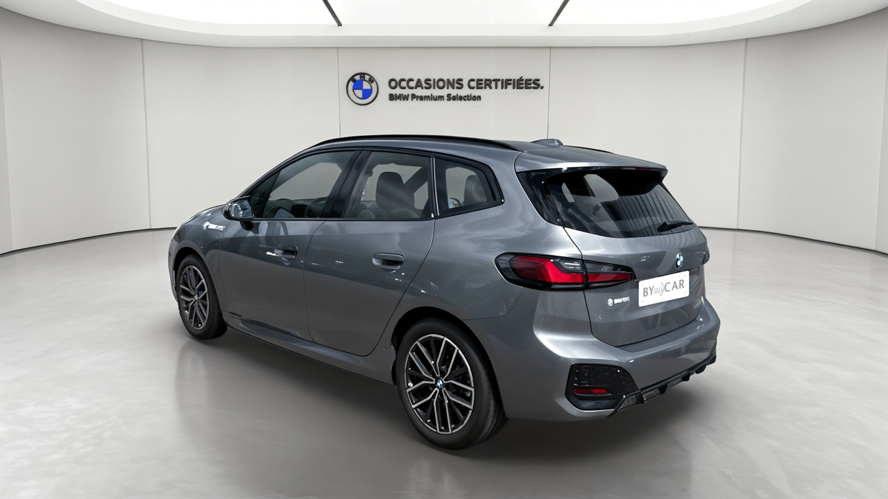 BMW Active Tourer 220i 170 ch DKG7 — photo 3