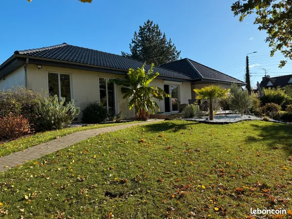 Maison individuelle a double habitation ideale pour un regroupement familial