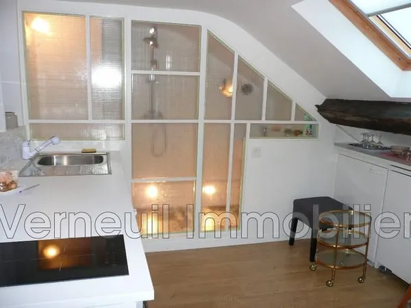 Studio meublé - 75007