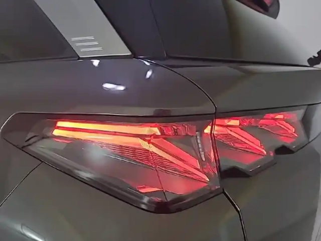 Peugeot 5008 hybrid 145 ch e-dcs6 — photo 107