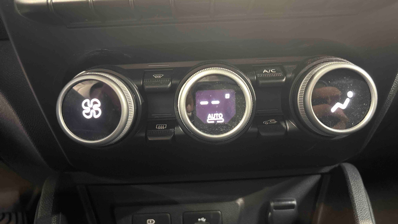 Dacia Duster TCe 130 4x2 — photo 16