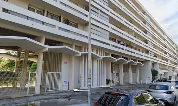 Parking 15 m²