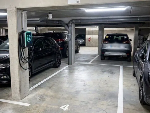 Parking avec borne électrique privé Illkirch-Graffenstaden